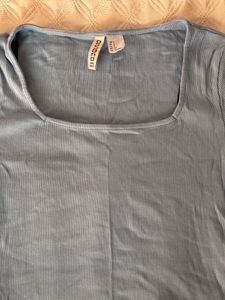 H&amp;M Ribbed Square Neck Top