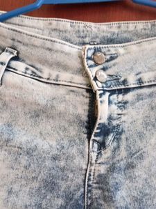 Denim Capri Pants