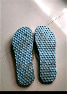 used Miniso Blue Flip-flops