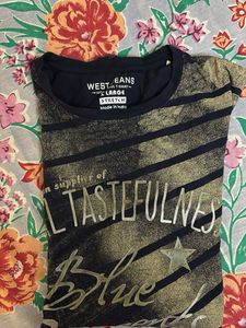very soft  Men's Graphic T-Shirt