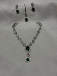 💚 Emerald Green American Diamond Jewellery Set