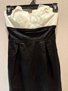Chic Black &amp; White Strapless Dress