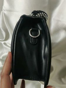 Gucci Black Quilted Shoulder Bag