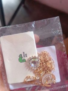new newme pendant