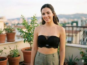 Black Lace Strapless Bra