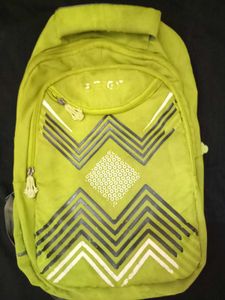 Stylish Green Backpack with Geometric Design