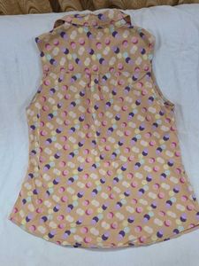 Sleeveless Dot Print Shirt For You