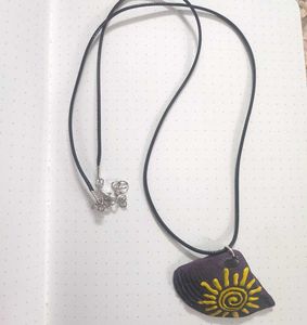 Sun Seashell Necklace ⋆.ೃ࿔*⋆ 𖤓 ⋆˚࿔