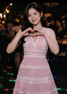 Chic Pink Lace Mini Dress