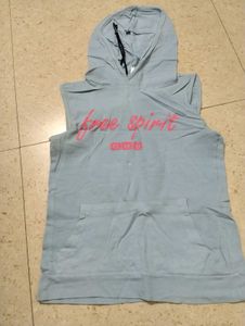 Sleeveless Hoodie "Free Spirit" Graphic Tee