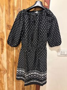 Chic Black &amp; White Print Dress