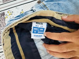 Spykar Men's Blue Distressed Wash Jeans