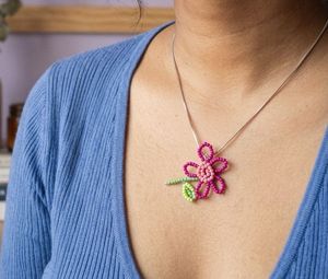 Beaded Tlited Flower Pendant Necklace