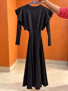 Elegant Black Ruffled Midi Dress