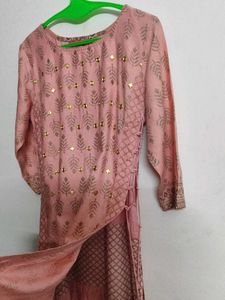 Elegant Pink Kurti with Golden Print