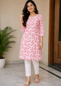 Elegant Pink Leaf Print Kurta