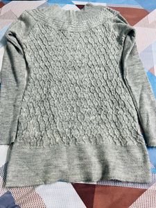 Woolen Grey Top