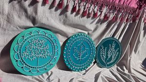 set of 3 beautiful lippan art just at 599 ✨️