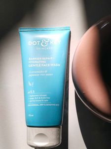 Dot & Key Gentle Face Wash