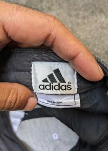 Adidas Baseball Cap 🧢