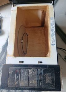 (used ) Samsung solo microwave oven