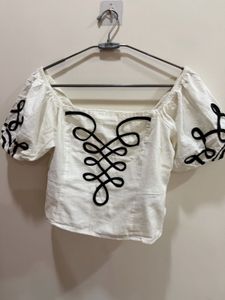 ‘Only’ Chic White Puff Sleeve Top