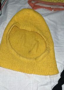Bundle of 5 Winter Hats