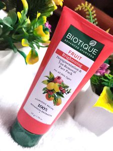 Biotique Fruit Brightening Depigmentation and Tan