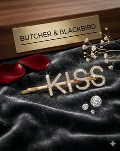Sparkling KISS Hair Clip