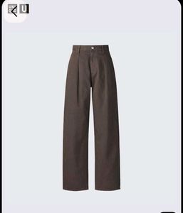 Uniqlo Classic Black Pleated Denim Jeans