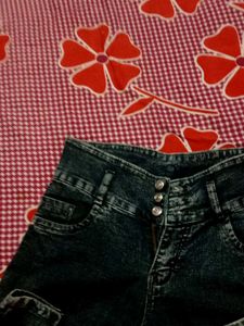 High Waist Jeans