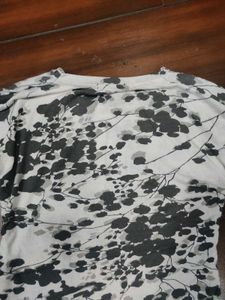 Stylish Grey and white casual top