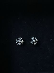 FLORAL EARRINGS