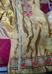 Embroidered Kurta Set