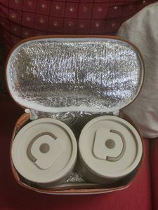 Bento lunch box with 4 big containers brand new