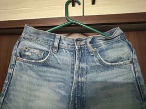 Light Wash Denim Jeans - Zara