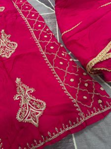 Embroidered Pink Kurta Set with dupatta 💕