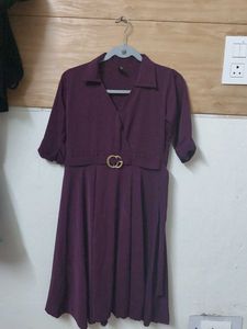 Stylish Plum V-Neck Midi Dress