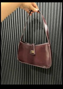 Chic Burgundy Shoulder Bag