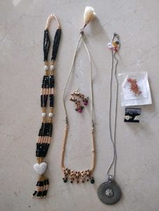 Assorted Women's Jewelry Lot