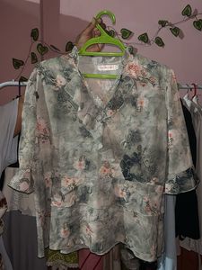 Elegant Floral Print Blouse
