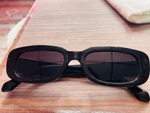 Black Cat Eye Sunglass🥸