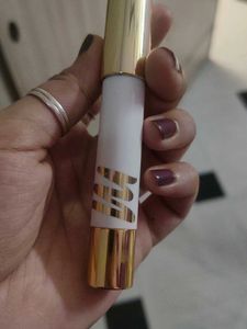 My Glamm crayon lipstick