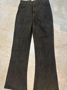 Y2K retro style textured flared jeans