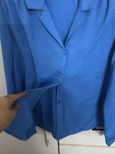 Elegant Blue Long-Sleeve Blouse