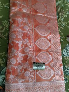Light weight party wear saree