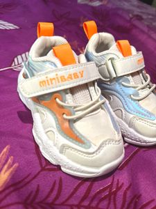 Item Type Sneaker.     Brand NameMut-Mat.
