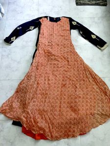 Ethnic gown set