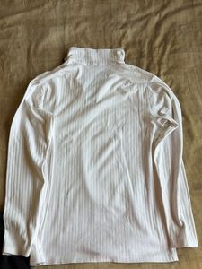 Comfortable White Ribbed Quarter-Zip Pullover