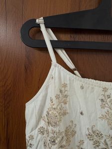 Zudio Elegant White &amp; Gold Embroidered Gown with a